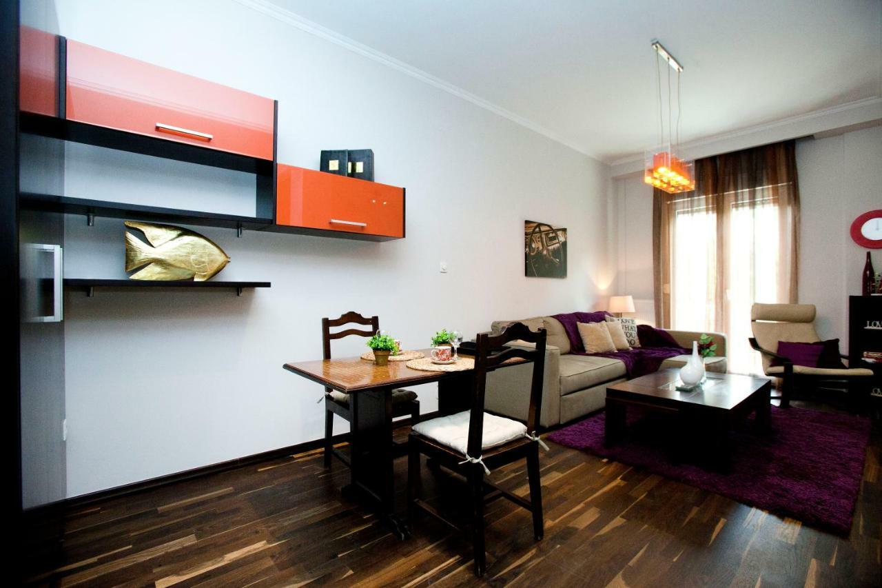 Downtown Apartment เทสซาโลนิกิ ภายนอก รูปภาพ