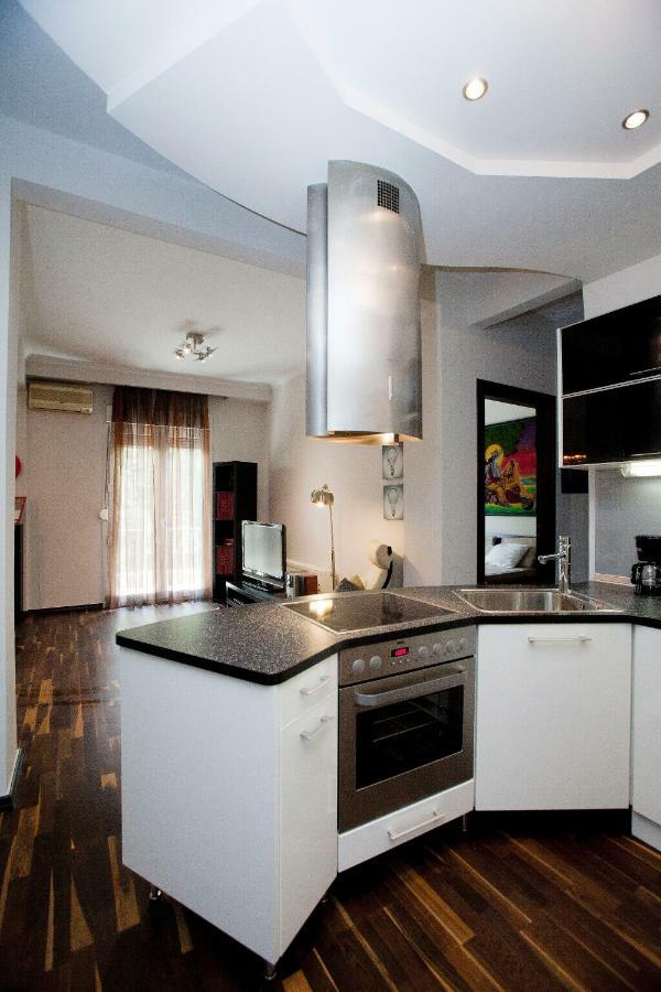 Downtown Apartment เทสซาโลนิกิ ภายนอก รูปภาพ
